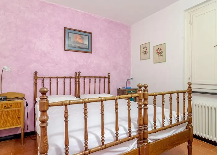 Lägenhet With View And Pool