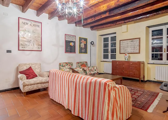 Lägenhet With View And Pool *